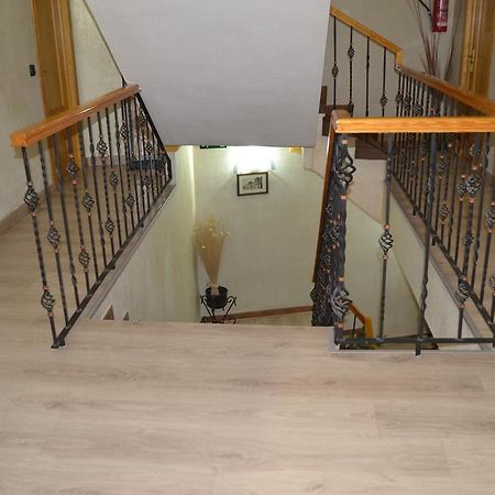 Hostal Don Juan I Alcalá de Henares Esterno foto